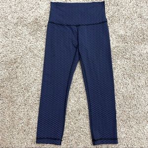 Lululemon Ladies Size 6. Blue and Black Leggings